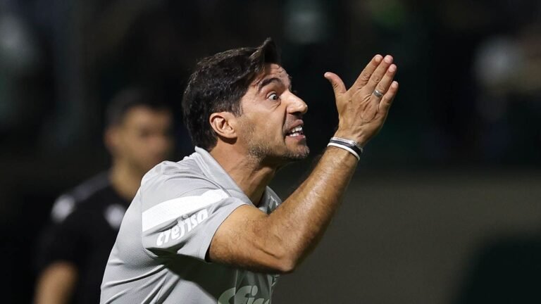 Abel manda recado direto para jogadores reserves do Palmeiras Abel manda recado direto para jogadores reserves do Palmeiras