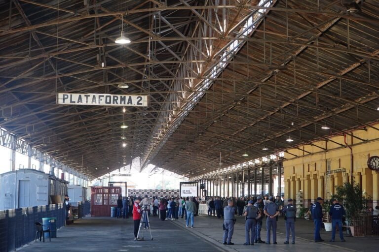 Governo de São Paulo assina concessão de trem que vai ligar Campinas à capital Governo de São Paulo assina concessão de trem que vai ligar Campinas à capital