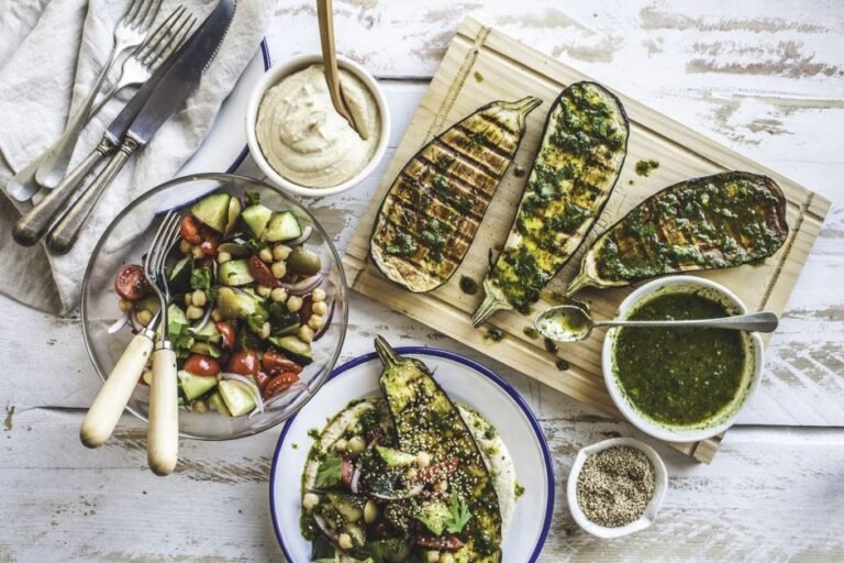 Quais são os benefícios das dietas veganas e vegetarianas? Novo estudo traz respostas Quais são os benefícios das dietas veganas e vegetarianas? Novo estudo traz respostas