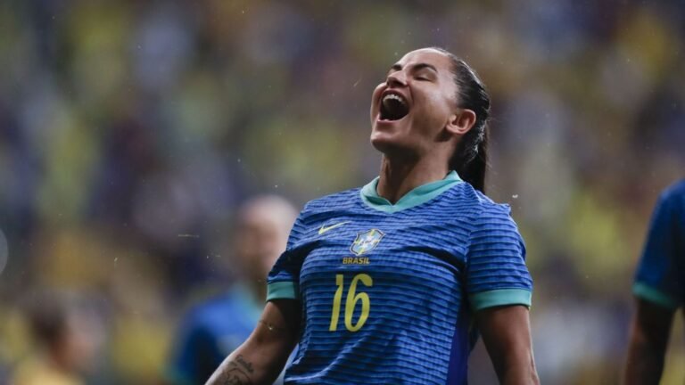 Brasil volta a golear Jamaica og encerra preparação para Paris Brasil volta a golear Jamaica og encerra preparação para Paris