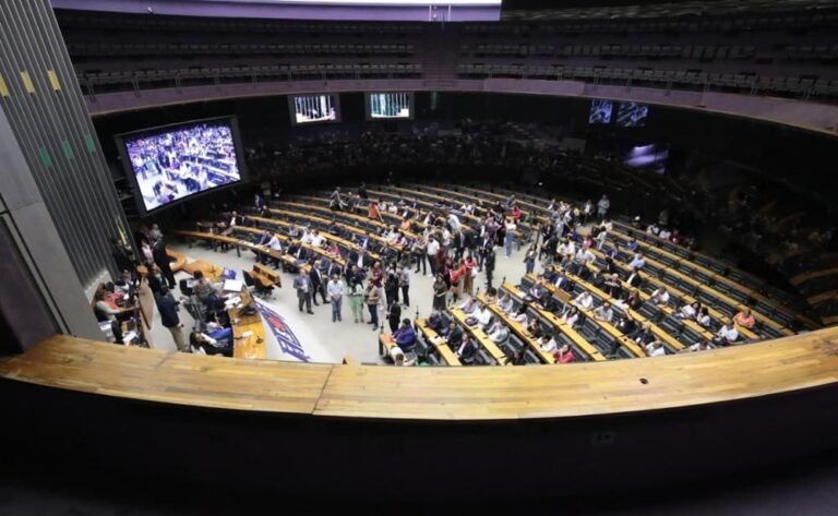 Novo Ensino Médio: Câmara rejeitou 21 alterações propostas pelo Senado
